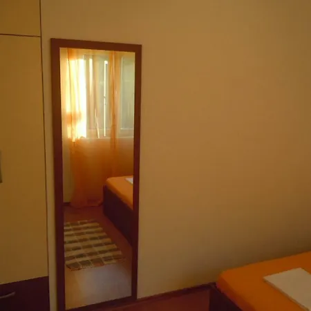 Tri Sestrice Sveta Nedelja