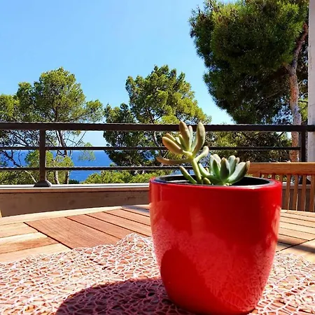 Apartment Tri Sestrice Sveta Nedelja (Hvar)