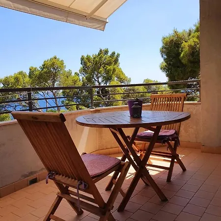 Tri Sestrice Apartment