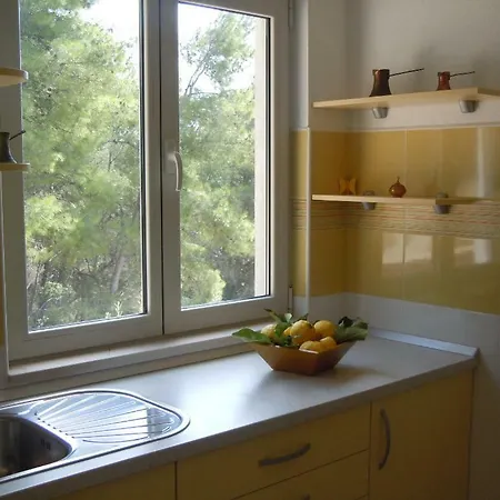Apartment Tri Sestrice Sveta Nedelja (Hvar)